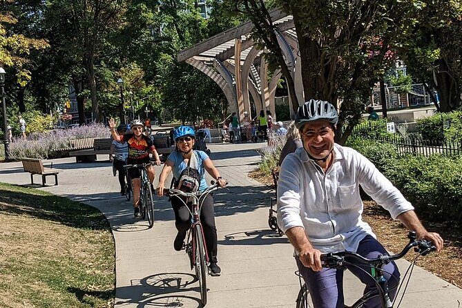 E-bike Toronto's Dynamic Neighbourhoods - Lower Ossington: from forgotten to globally noticed