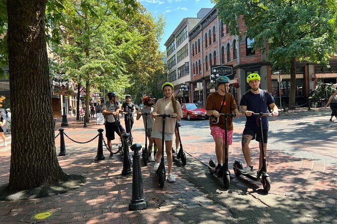 E-scooter & EUC guided tour to the secret spots in Vancouver - Chinatown: where Vancouver shows its roots quickly
