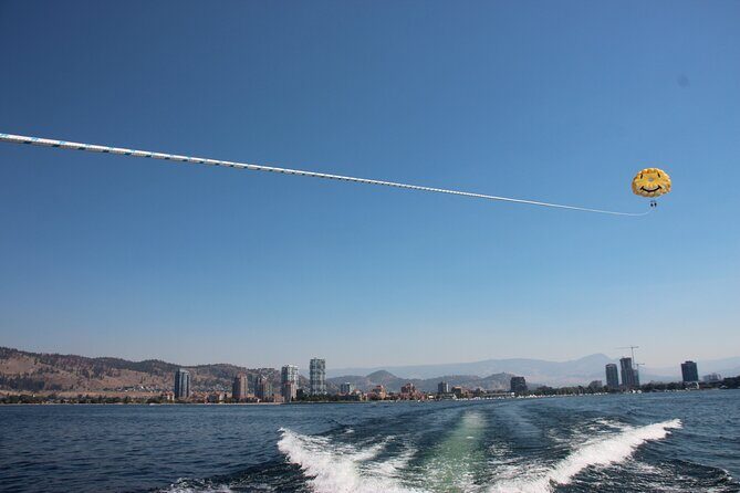 Early Bird Parasailing Experience in Kelowna - Getting on board: the 10:00 am flow and what you’ll do first