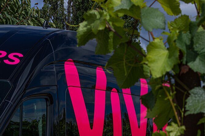 East Kelowna Full Day Guided Wine Tour With 5 Wineries - Planning Your East Kelowna Wine Day: What the 6 Hours Feel Like