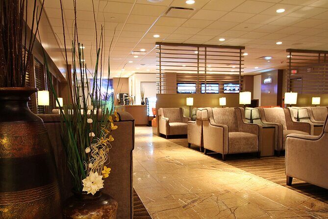 Edmonton International Airport Plaza Premium Lounge - Comfort, cleanliness, and seating: what to look for on arrival