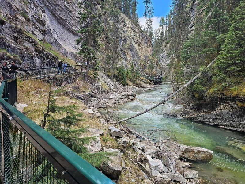 Emerald Lake, Lake Louise, Johnston Canyon & Banff Tour SUV - Lake Minnewanka and Bow Falls: a strong ending sequence
