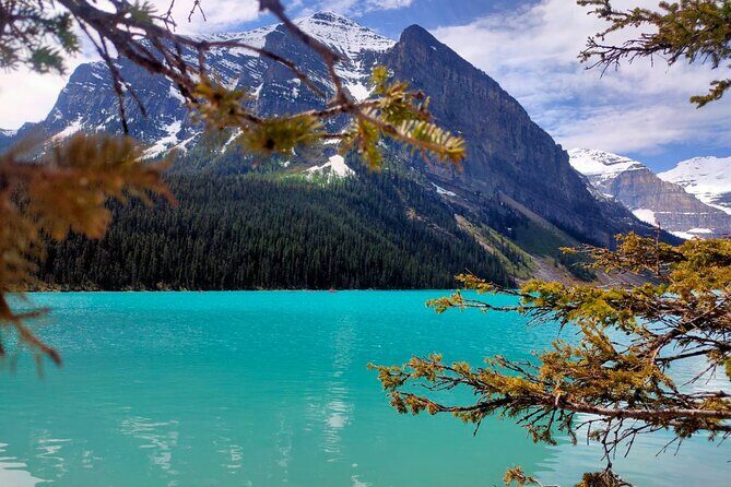 Emerald Lake , Moraine Lake, Lake Louise Marble Canyon Banff Town - Lake Louise: emerald water, glacier mood, and quick access