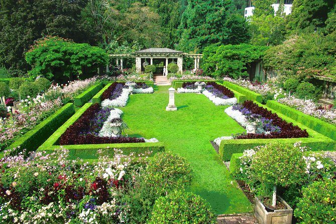 Essence of Victoria: Private Tour of Nature, History & Coast - Oak Bay Village Arts, Chinatown alleys, and Fisherman’s Wharf