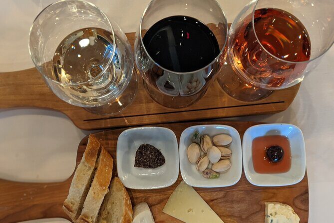Evening Sip, Savor, Stroll Tour - Q at the Empress Hotel: Dessert Plus a Gin and Tonic Finish