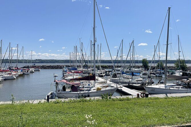 Experience île d'Orléans and the falls with a local guide - Food, timing, and what to pack so nothing slows you down