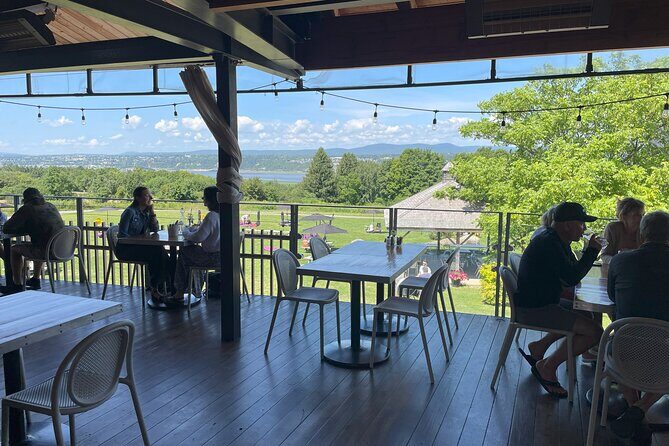 Experience île d'Orléans and the falls with a local guide - Should you book the Île d’Orléans and Montmorency tour?