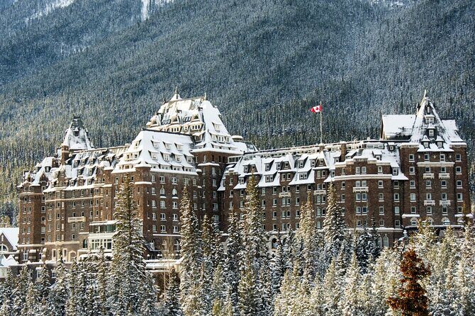Explore Banff + Wildlife - Key highlights at a glance
