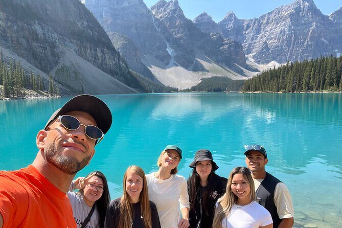 Explore Moraine Lake, Banff, Lake Louise & Minnewanka - A morning plan that hits the best-known lakes