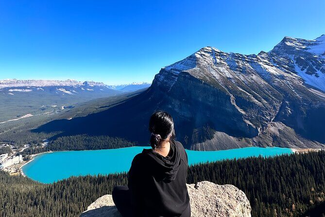Explore Moraine Lake, Banff, Lake Louise & Minnewanka - Banff Avenue town time: lunch you choose, shops you can browse