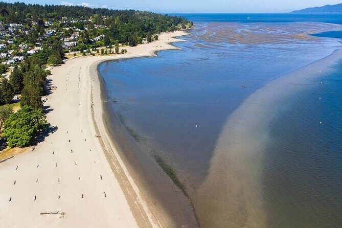 Explore Vancouver: Beaches & Downtown Audio Tour Bundle - University of British Columbia (UBC): Big Campus Themes in a Short Stop