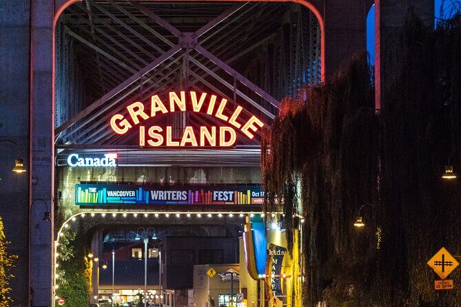 Explore Vancouver City & Capilano Suspension Bridge Canyon Lights - How the day really feels: time, crowds, and guide styles