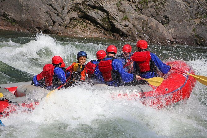 Family Friendly Whitewater Rafting - What to Wear and Bring: Wetsuit Day Without Drama