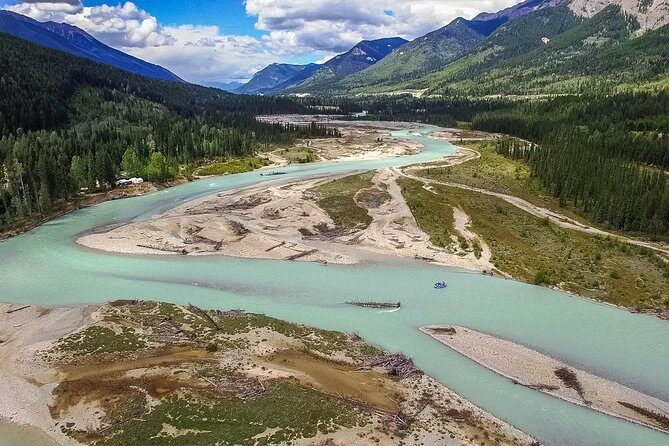 Family Rafting Adventure | Kicking Horse River - Kicking Horse River and Hydra River Guides: the family rafting setup