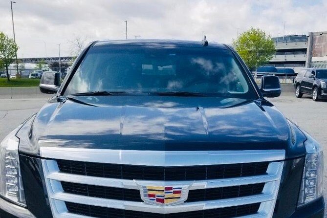 Fixed Price :- Private Transfers Niagara falls Hotel OR Pearson Toronto Airport - Who This Transfer Fits Best (And Who Might Skip It)