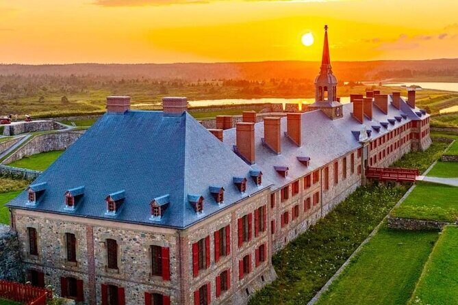 Fortress of Louisbourg Tour: Explore 18th Century History - A Quick, Practical Ride from Sydney (and Cruise Terminals)