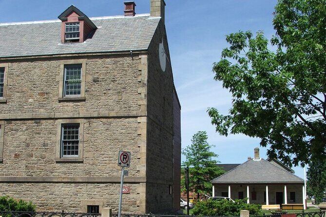 Fredericton Guided Historical Tour - Historic Garrison District: The Town’s Military Core, Plus a Lunch Chance