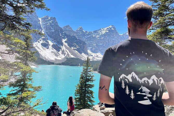 From Banff: Affordable Moraine Lake and Lake Louise Shuttle Bus - Comfort and timing: the stuff that makes or breaks a one-day tour