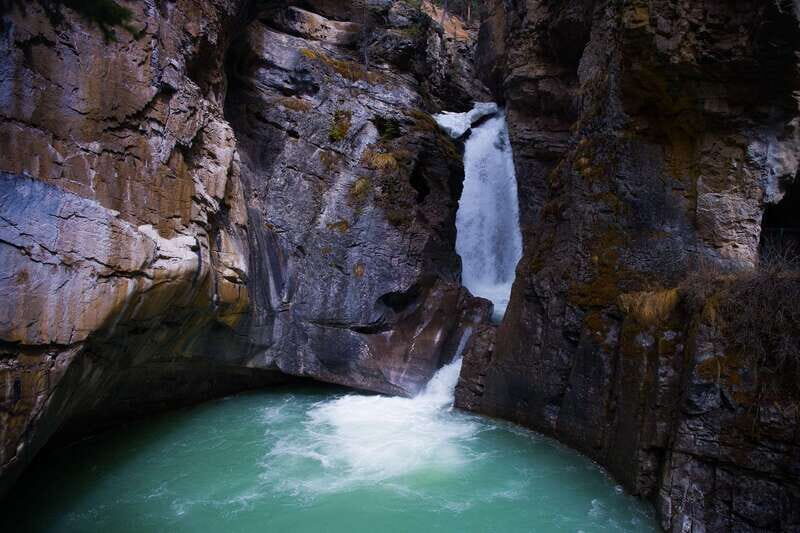 From Banff/Canmore: Deep 1 Day Tour in Banff National Park - Cascades of Time Garden: a break from the big-name crowds