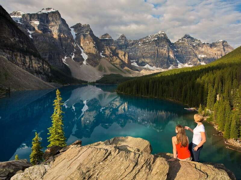 From Banff/Lake Louise: 1-Way Sightseeing Tour to Jasper - One-Way Banff to Jasper: 11–12 Hours of Icefields Parkway Views