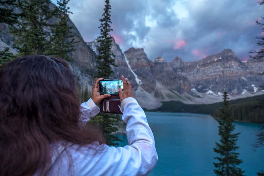 From Banff: Sunrise Moraine & Louise Premium Guided Tour - Tips to Get the Most Out of Your Morning