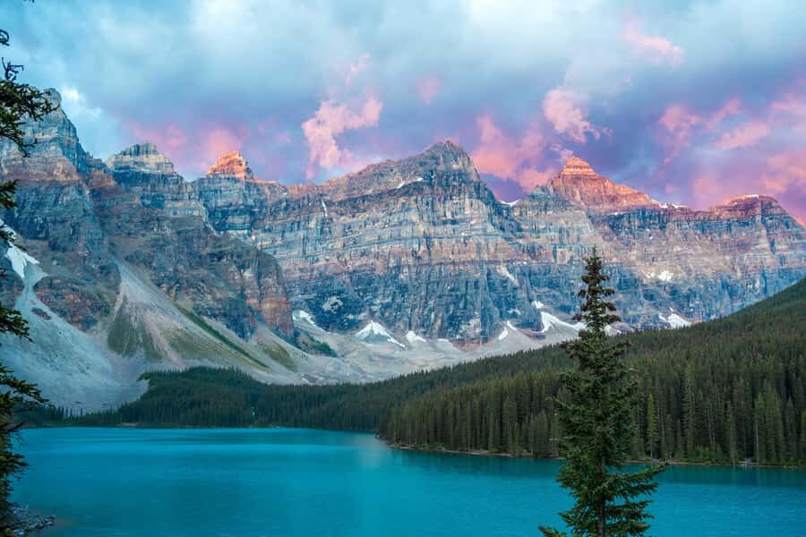 From Banff: Sunrise Moraine & Louise Premium Guided Tour - Moraine Lake: 1.5 Hours to Walk, Watch, and Frame the Shots