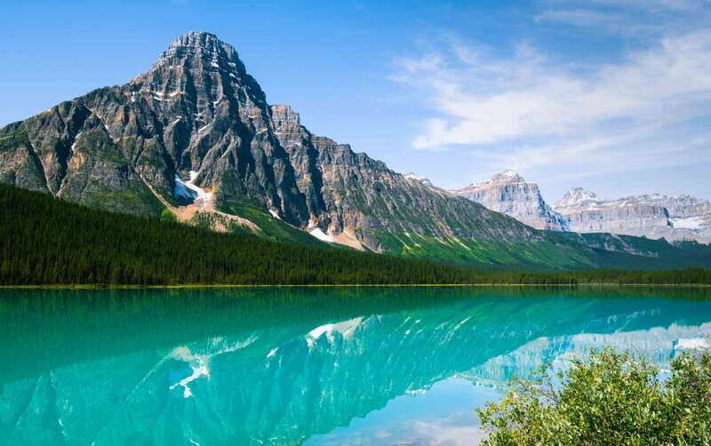 From Calgary/Banff: Columbia Icefield Glacier Full-Day Trip - The route starts where the Rockies begin: Calgary or Banff to the Icefield