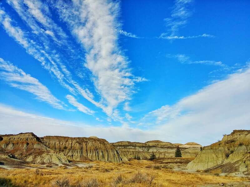 From Calgary: Canadian Badlands Private Geological Tour - Drumheller quick stop: a breather before the formations