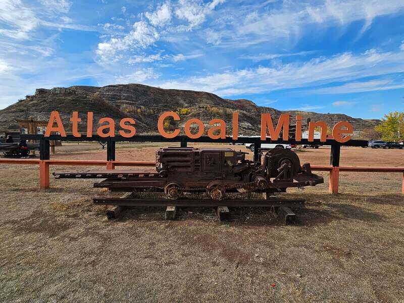 From Calgary: Drumheller Private Tour, Full day sightseeing - Starting in Calgary: Pickup That Sets the Tone
