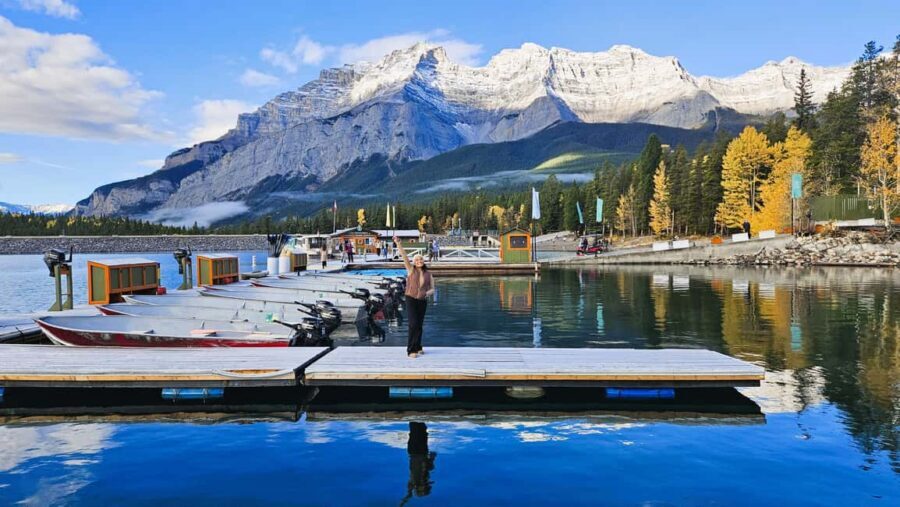 From Calgary to Banff: Day Trip with Wolfdog Sanctuary Visit - Price and value for $122: what you’re paying for