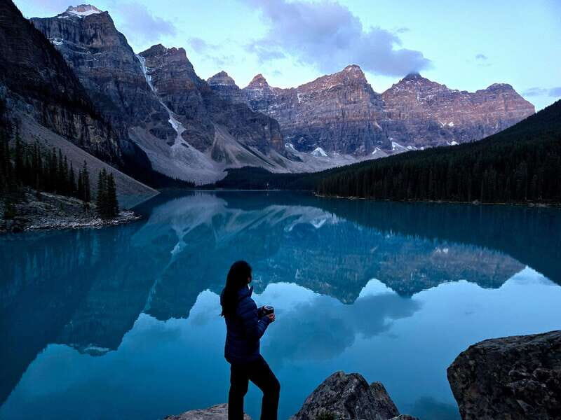 From Canmore/Banff: Moraine Lake Sunrise & Lake Louise Tour - Moraine Lake sunrise: the Rockpile plan and the wait that pays off