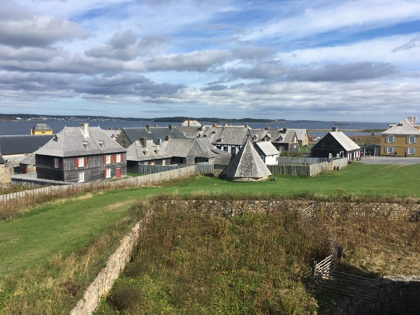 From Sydney, Canada: Walking Tour of Louisbourg Fortress - Guide and Group Experience: What to Expect from Robert and the Team