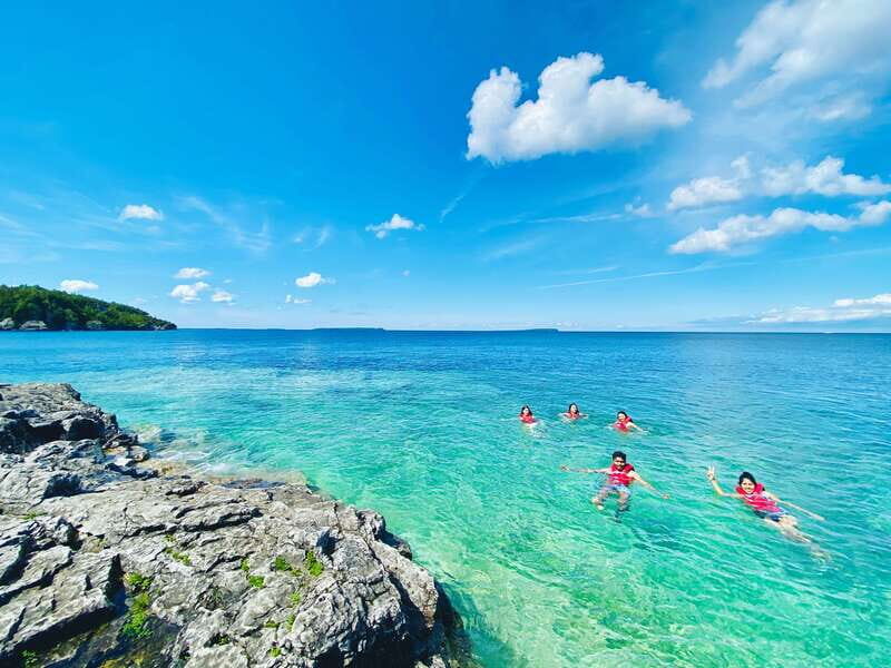 From Toronto: Bruce Peninsula Guided Hiking Day Trip - Who this tour suits best (and who should skip it)