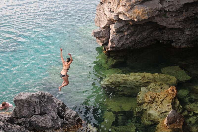 From Toronto: Bruce Peninsula National Park Guided Day Trip - Marr Lake and Cyprus Lake: the calmer break between big views