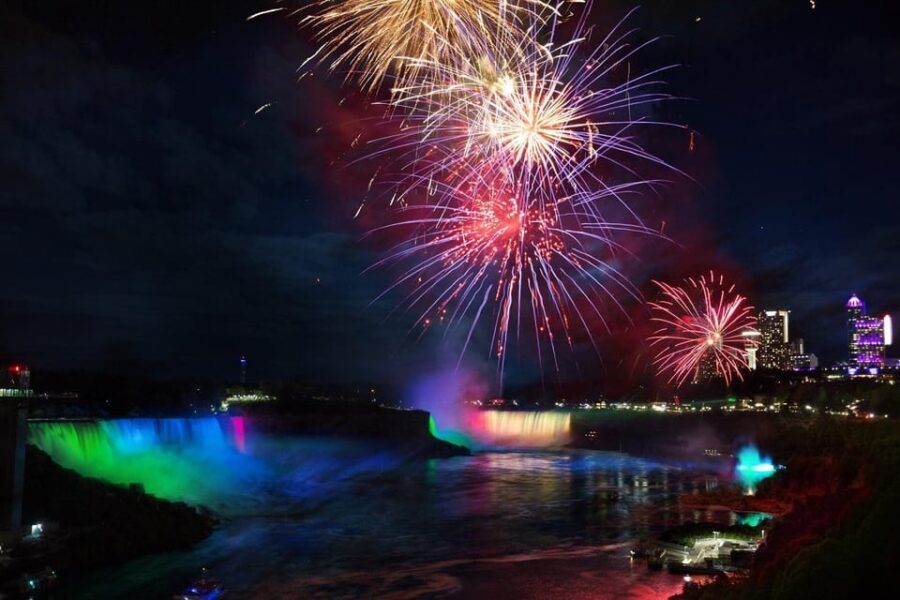 From Toronto: Winter Festival of Lights Niagara Falls Tour - Sunset to LED-lit falls: the moment the schedule makes sense