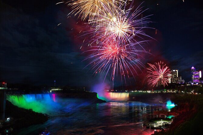 From Toronto:Winter Festival of Lights Niagara Falls Evening Tour - Stop-by-stop: what each moment is really like