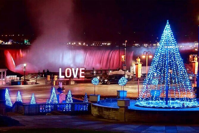 From Toronto:Winter Festival of Lights Niagara Falls Evening Tour - The guide and the bus: comfort helps, timing matters