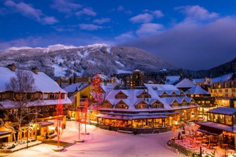 From Vancouver: Whistler and Shannon Falls Private Day Trip - Stanley Park stop: quick Vancouver sightseeing with a mountain-day mindset