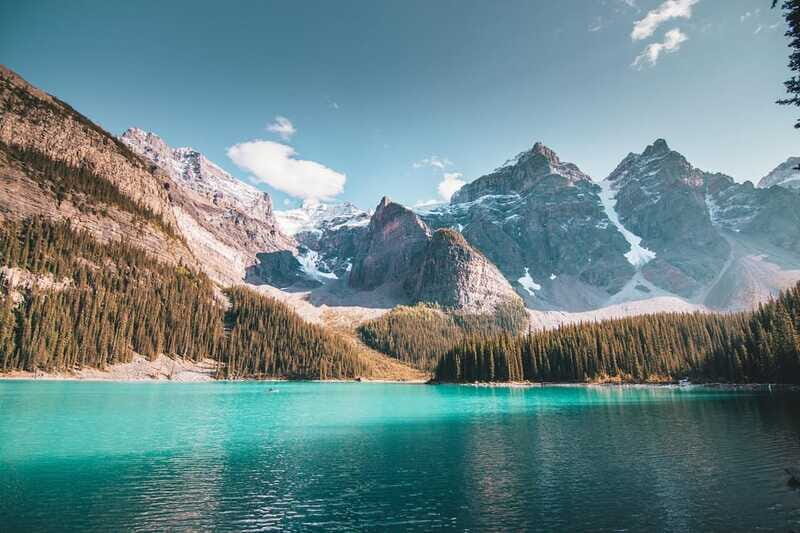 From Vancouver:4-Day Columbia Icefield & Banff National Park - Price and Value: $922 for 4 Days of Rockies Icons