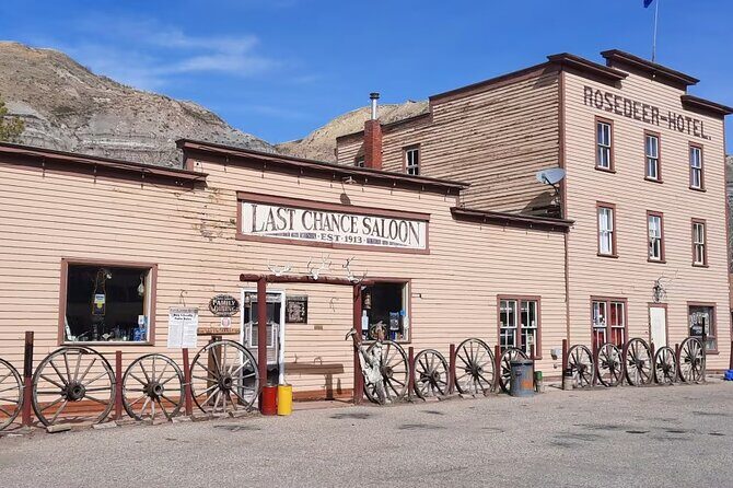 Full Day Drumheller Tour from Calgary by Coach - Wayne ghost town: 11 one-lane bridges and a 30-minute step back