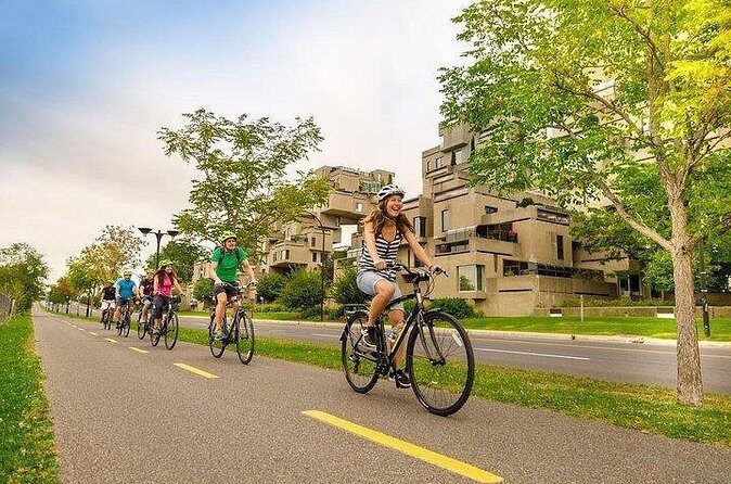 Full Day Family Bike Rental - Pace, comfort, and kid logistics for an 8-hour rental