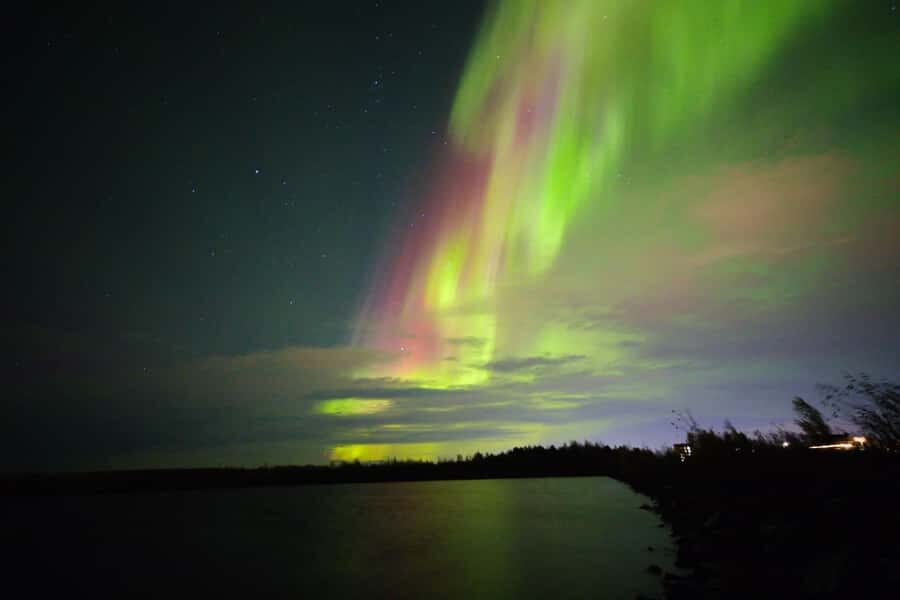 Full-Day Yellowknife Tour with Northern Lights/Aurora View - What’s Included vs. What You’ll Pay for