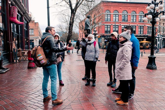 Gastown, the origins of Vancouver - Guides and Style: When the Tour Feels Like a Conversation