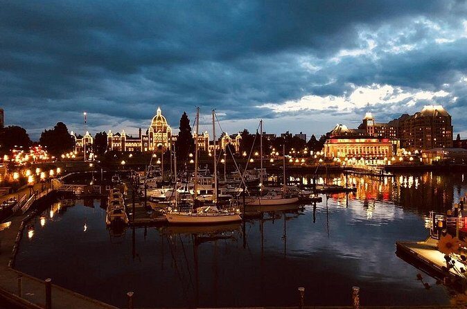 Ghostly Walking Tour in Victoria - Inside stops: a small heads-up if you dislike tight spaces
