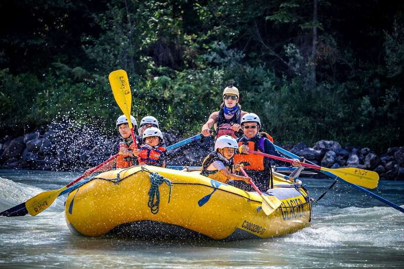 Golden, BC: Kicking Horse River Family Rafting with Lunch - Meeting at Glacier Raft Company (1509 Lafontaine Rd) and Getting Checked In