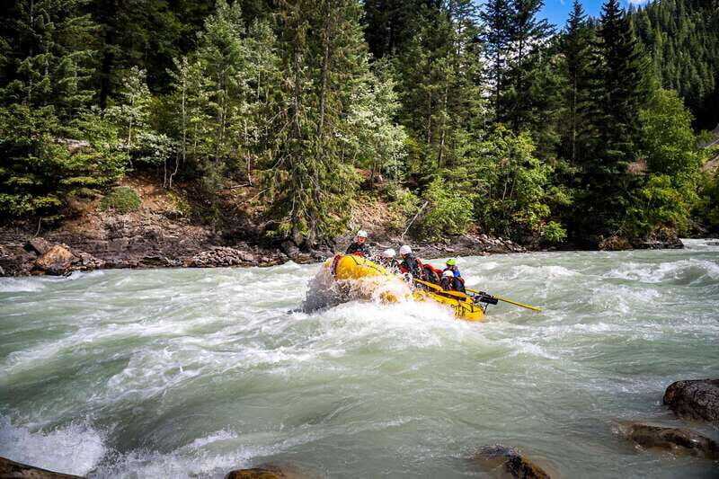 Golden, BC: Kicking Horse River Whitewater Raft Experience - Riverside BBQ lunch: the food is part of the schedule, not an afterthought