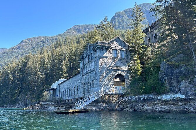Granite and Silver Falls Private Boat Tour in Vancouver - Twin Islands and Say Nuth Khaw Yum Park: Quick Pause, Good For Wildlife Eyes