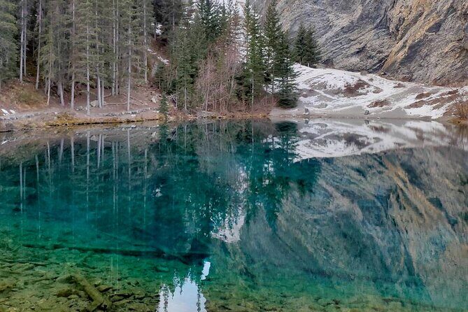 Grassi Lake and Grotto Canyon Hiking Calgary/Canmore/Banff - A winter canyon-and-lakes route that works on a schedule