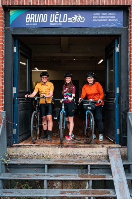 Gravel rental - Au Canal-de-Lachine - The vibe on trail: why this “old port to nature” plan feels good