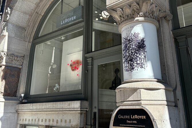 Guided Art Gallery Tour in Montreal - Stop 3: Galerie d’art Blanche on Montreal’s oldest street